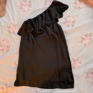 Beautiful one shoulder little black dress.